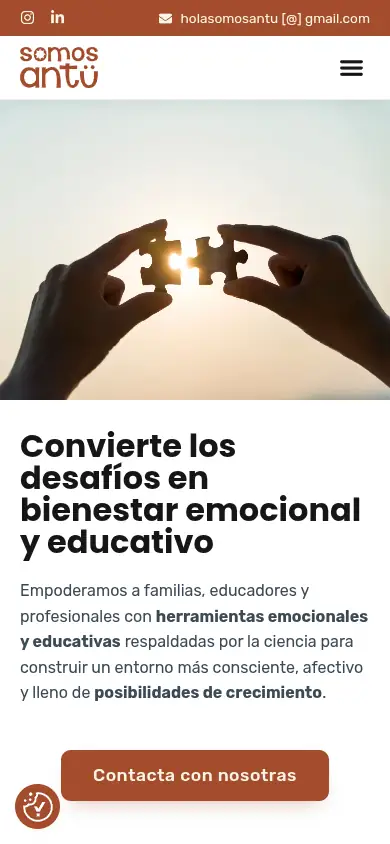 Captura da web de Somos Antü en móbil